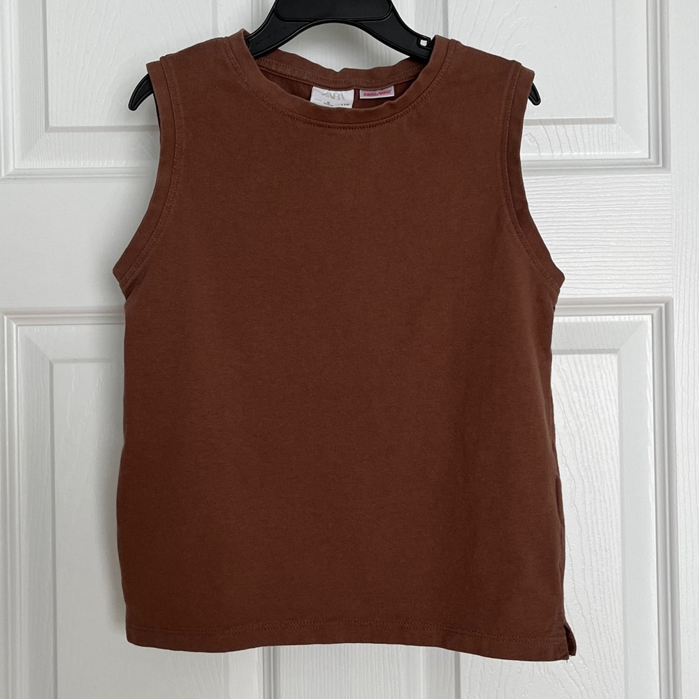 Zara, Kids 100% cotton sleeveless muscle shirt, brown size 5, runs smaller